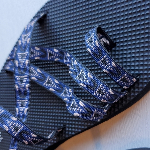 Olivia Miller Blue and Black Strappy Outdoor Sandals 10 - Picture 4 of 6